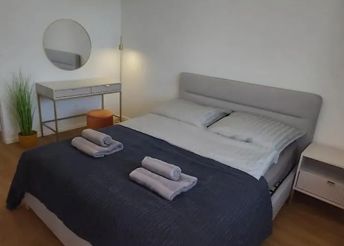 Gold Self Check-in Жешув